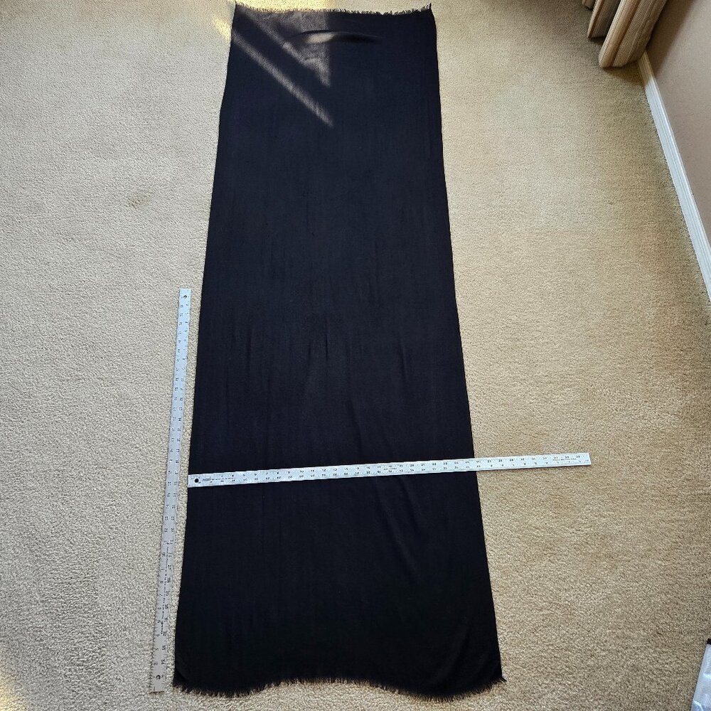 NWOT Lightweight Woven Black Wool Scarf